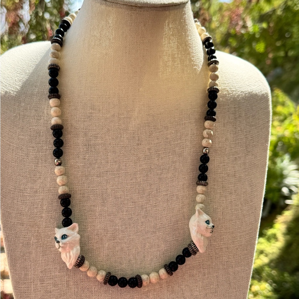 Vintage Black Jade & Cream Beaded Cat Head Statement Necklace